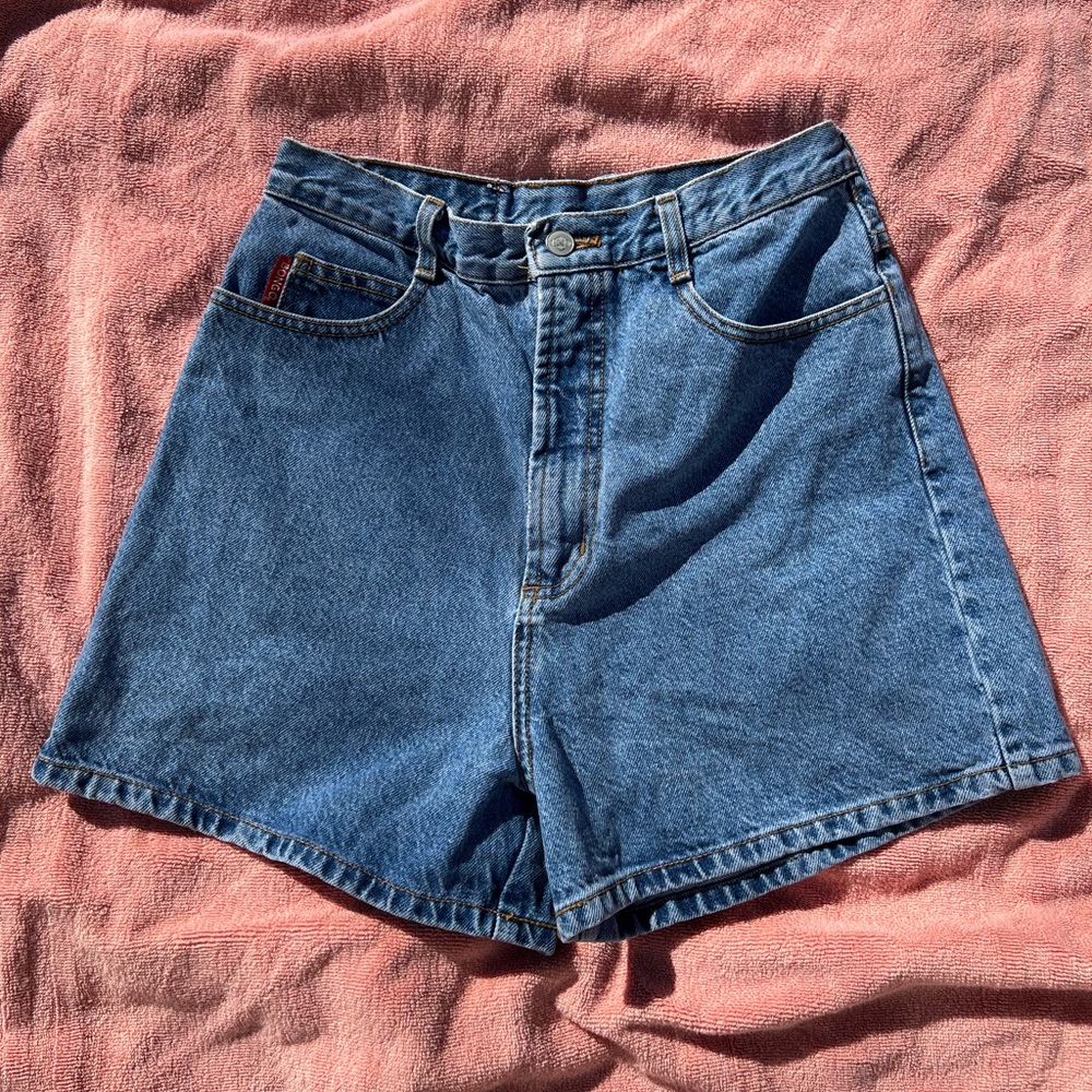 Juniors Bongo brand jean shorts, size 11.